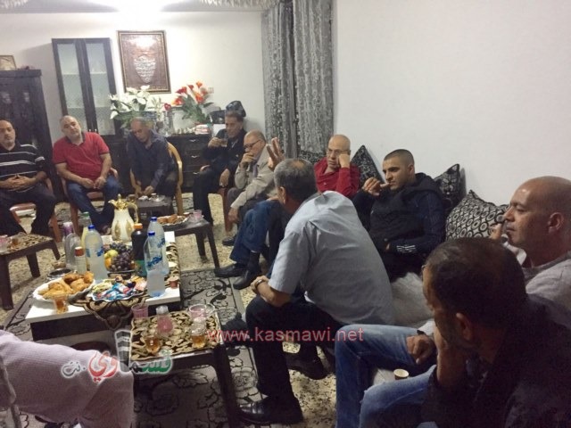 مصادر لقساوي نت : شيوخ وشباب فندة ال زوياني تجتمع وتنتدب ممثليها إلى اللجنة المركزية في العائلة 